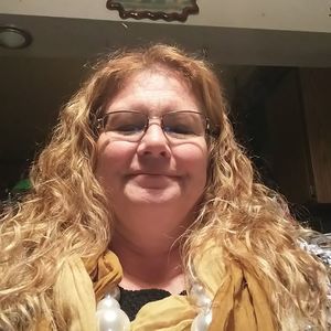 Meet your Posher, Marcia